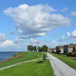 Het Emmapark Apartment
